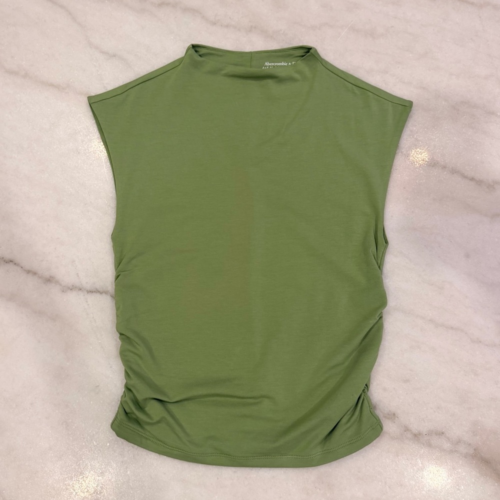 A&F Paloma Top (XS) - Picture 4 of 4